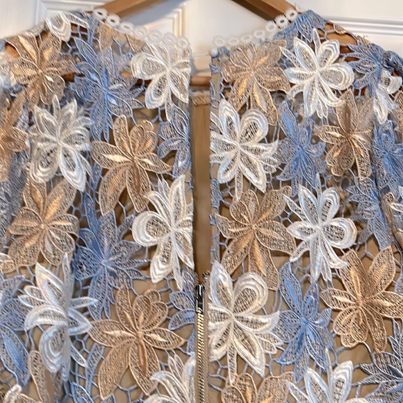 Multi Lace Dress MEDIUM / Cream, baby blue and gold - Picture 5 of 6